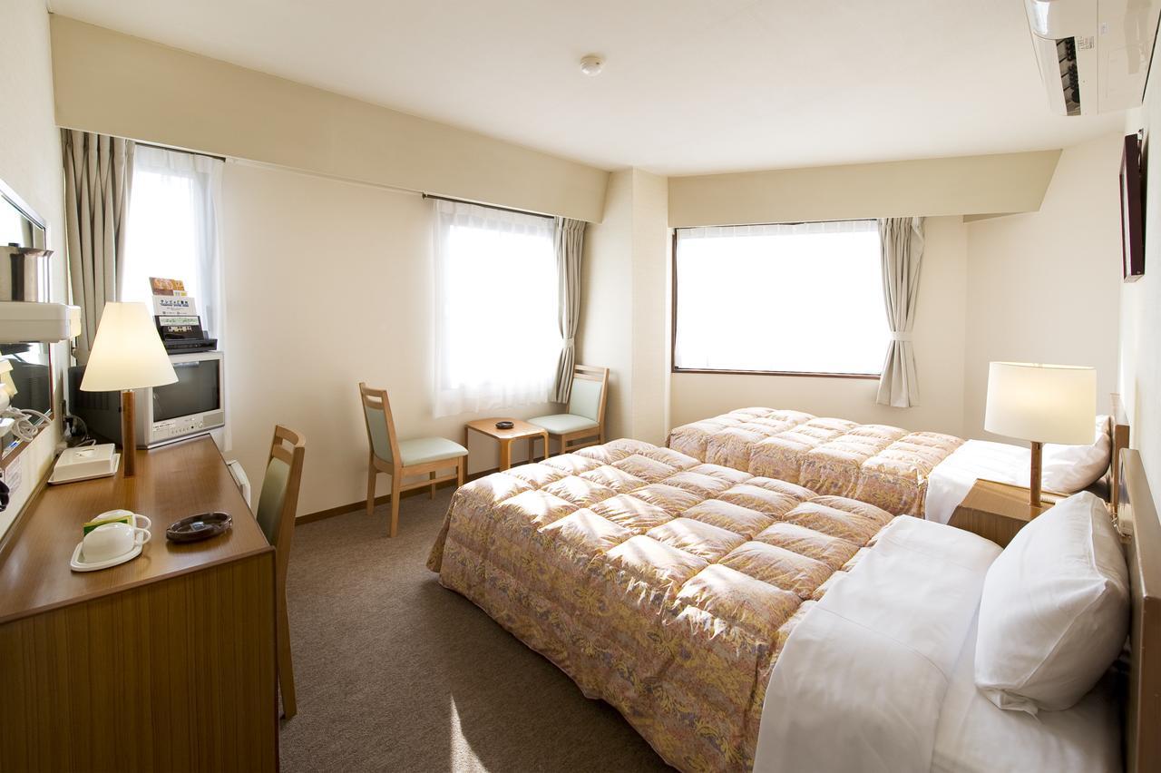 Hotel Keifuku Fukui Ekimae Buitenkant foto