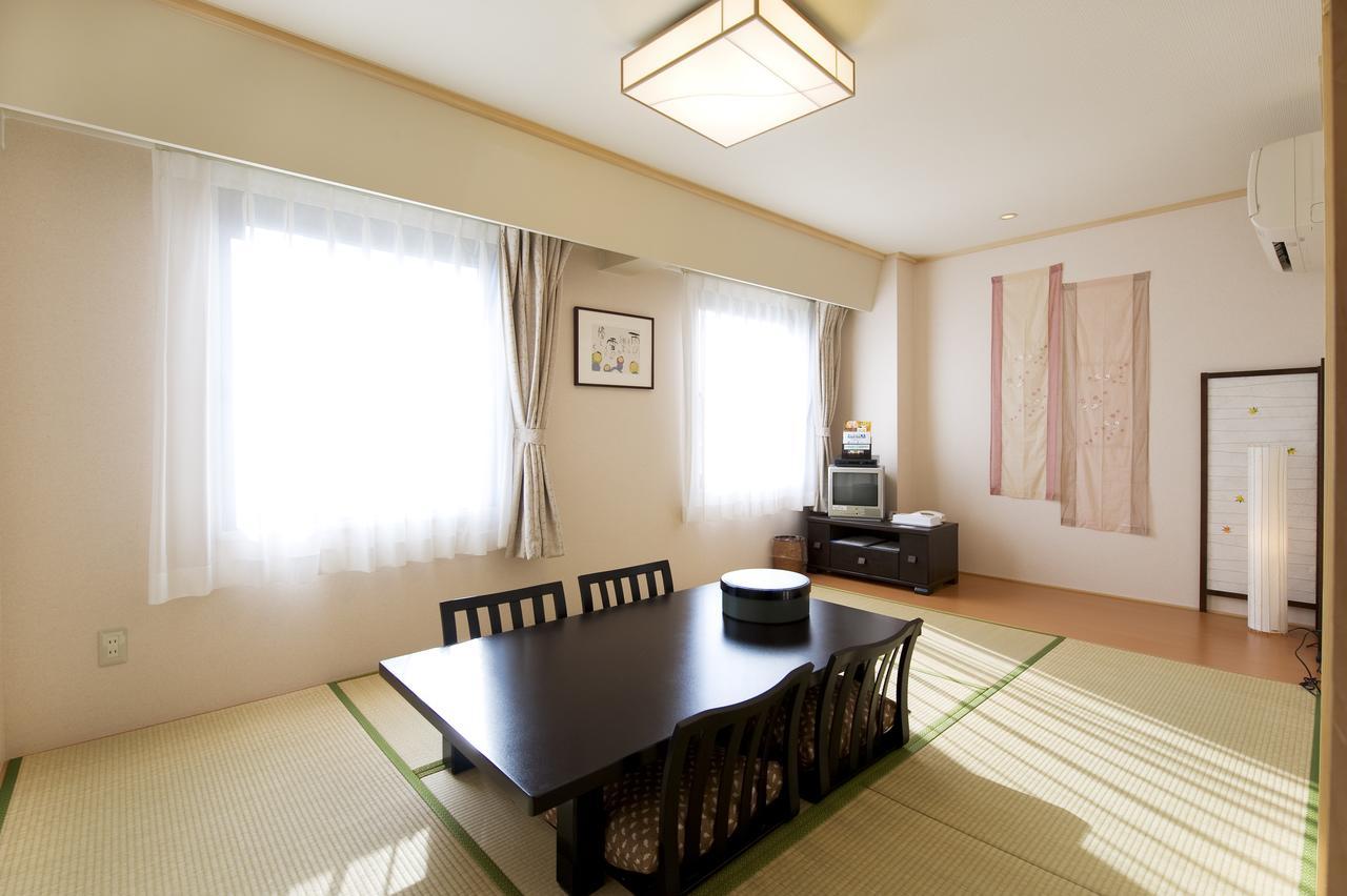 Hotel Keifuku Fukui Ekimae Buitenkant foto