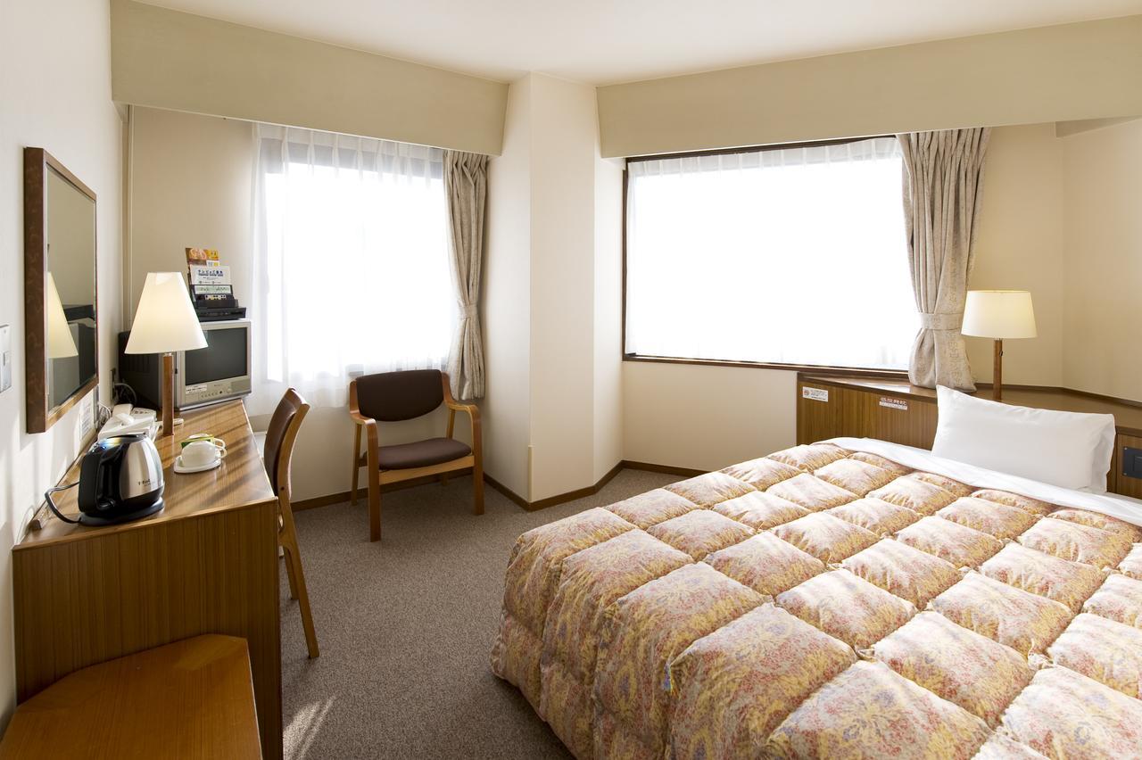 Hotel Keifuku Fukui Ekimae Buitenkant foto